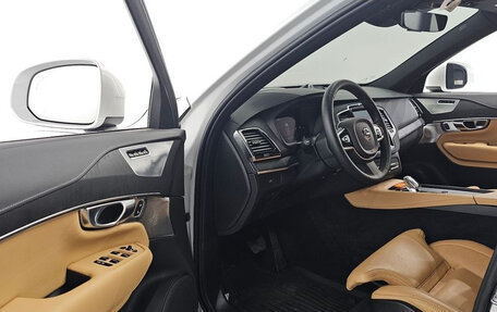 Volvo XC90 II рестайлинг, 2022 год, 4 800 000 рублей, 10 фотография