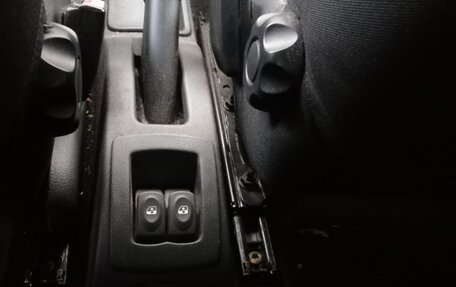 Renault Logan I, 2012 год, 600 000 рублей, 15 фотография