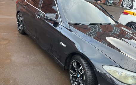 BMW 5 серия, 2010 год, 1 400 000 рублей, 2 фотография