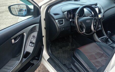 Hyundai Elantra V, 2013 год, 887 000 рублей, 6 фотография