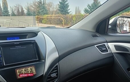 Hyundai Elantra V, 2013 год, 887 000 рублей, 10 фотография