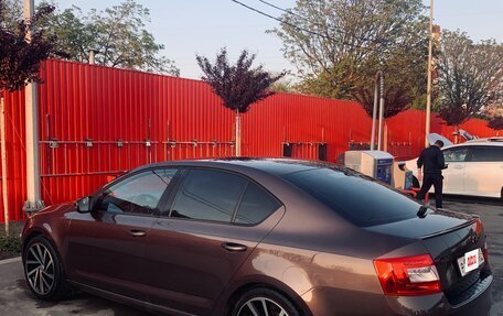 Skoda Octavia, 2014 год, 1 550 000 рублей, 2 фотография