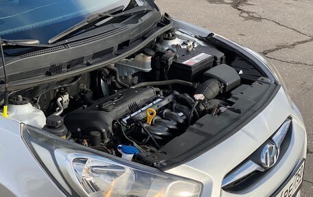 Hyundai Solaris II рестайлинг, 2013 год, 650 000 рублей, 3 фотография