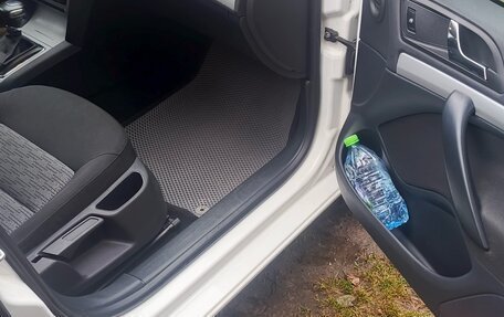 Skoda Octavia, 2012 год, 983 000 рублей, 18 фотография