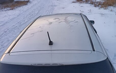 Toyota Wish II, 2005 год, 699 000 рублей, 9 фотография