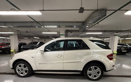 Mercedes-Benz M-Класс, 2011 год, 2 500 000 рублей, 1 фотография