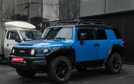 Toyota FJ Cruiser, 2007 год, 2 200 000 рублей, 1 фотография