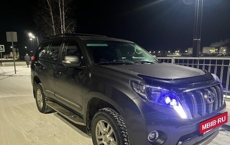 Toyota Land Cruiser Prado 150 рестайлинг 2, 2010 год, 2 800 000 рублей, 4 фотография