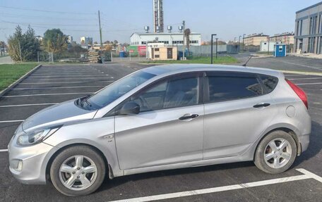 Hyundai Solaris II рестайлинг, 2011 год, 770 000 рублей, 12 фотография