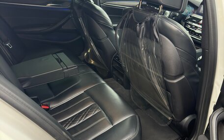 BMW 5 серия, 2018 год, 3 600 000 рублей, 20 фотография