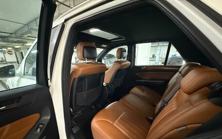 Mercedes-Benz M-Класс, 2011 год, 2 500 000 рублей, 5 фотография