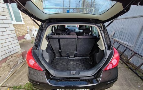 Nissan Tiida, 2011 год, 950 000 рублей, 1 фотография