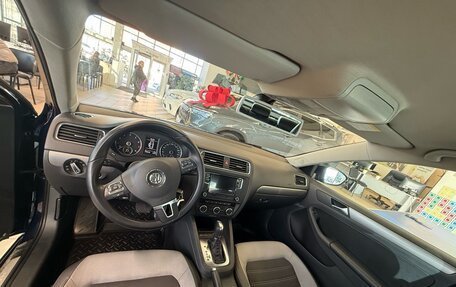 Volkswagen Jetta VI, 2013 год, 1 290 000 рублей, 5 фотография