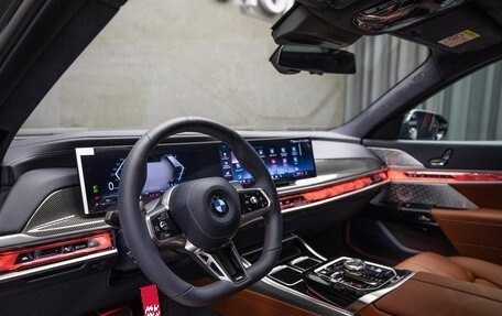 BMW 7 серия, 2025 год, 26 750 000 рублей, 7 фотография