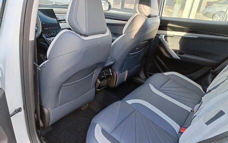 Geely Atlas, 2025 год, 3 717 190 рублей, 12 фотография