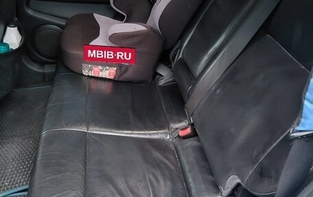 Mitsubishi Outlander III рестайлинг 3, 2002 год, 650 000 рублей, 6 фотография