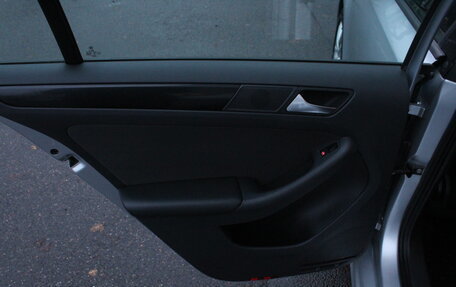 Volkswagen Jetta VI, 2012 год, 970 000 рублей, 14 фотография