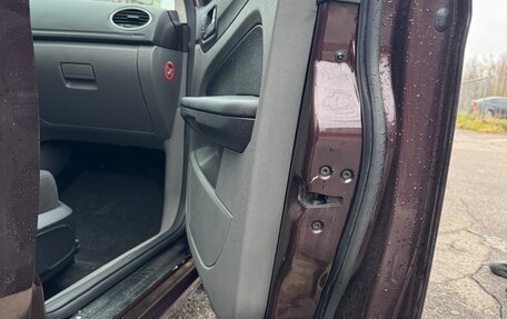 Ford Focus II рестайлинг, 2009 год, 750 000 рублей, 28 фотография