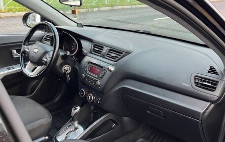 KIA Rio III рестайлинг, 2014 год, 920 000 рублей, 21 фотография