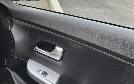 KIA Rio III рестайлинг, 2014 год, 920 000 рублей, 22 фотография