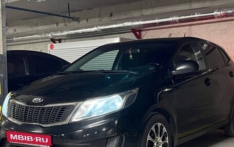 KIA Rio III рестайлинг, 2014 год, 920 000 рублей, 17 фотография