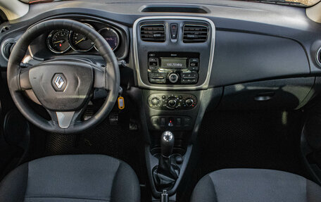 Renault Logan II, 2015 год, 649 000 рублей, 5 фотография