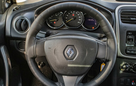 Renault Logan II, 2015 год, 649 000 рублей, 6 фотография