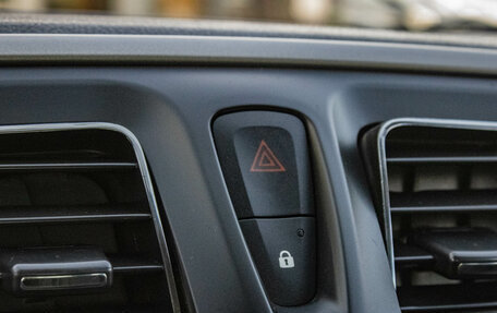 Renault Logan II, 2015 год, 649 000 рублей, 10 фотография