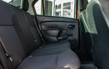 Renault Logan II, 2015 год, 649 000 рублей, 16 фотография