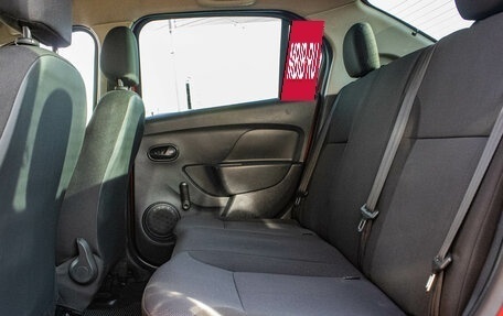 Renault Logan II, 2015 год, 649 000 рублей, 15 фотография