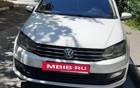 Volkswagen Polo VI (EU Market), 2019 год, 1 300 000 рублей, 2 фотография