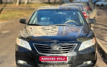 Toyota Camry, 2007 год, 900 000 рублей, 2 фотография