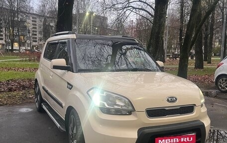 KIA Soul I рестайлинг, 2010 год, 650 000 рублей, 3 фотография