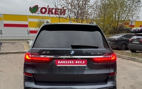 BMW X7, 2021 год, 7 000 000 рублей, 4 фотография