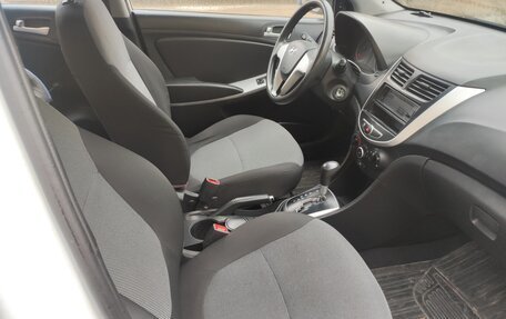 Hyundai Solaris II рестайлинг, 2012 год, 700 190 рублей, 4 фотография