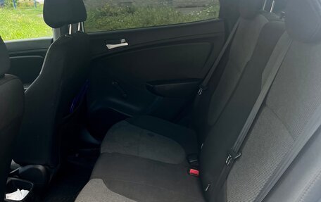 Hyundai Solaris II рестайлинг, 2013 год, 580 000 рублей, 19 фотография