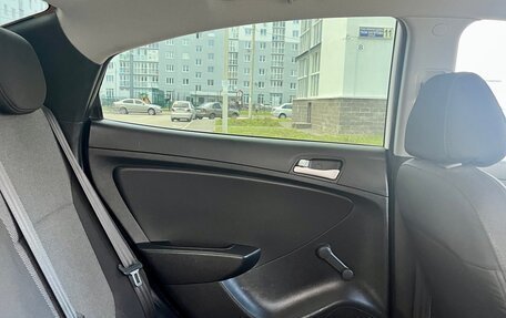 Hyundai Solaris II рестайлинг, 2013 год, 580 000 рублей, 18 фотография