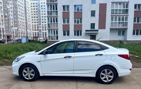 Hyundai Solaris II рестайлинг, 2013 год, 580 000 рублей, 17 фотография