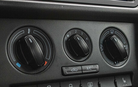 Skoda Rapid I, 2017 год, 989 000 рублей, 14 фотография