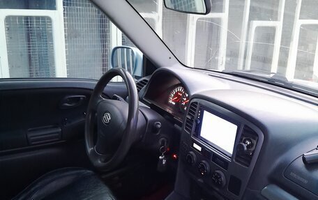 Suzuki Grand Vitara, 2004 год, 711 000 рублей, 2 фотография