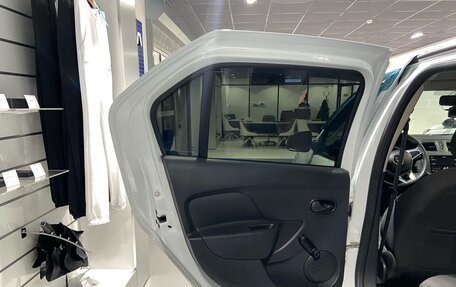 Renault Logan II, 2020 год, 1 175 000 рублей, 12 фотография