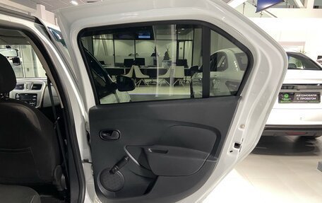 Renault Logan II, 2020 год, 1 175 000 рублей, 10 фотография