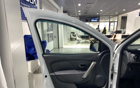 Renault Logan II, 2020 год, 1 175 000 рублей, 14 фотография