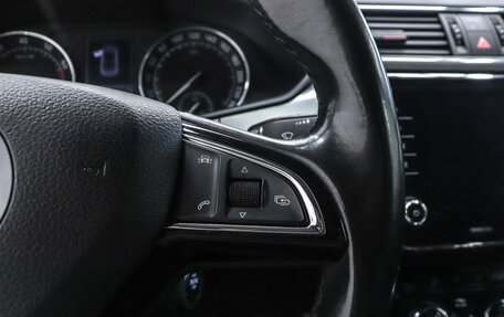 Skoda Superb III рестайлинг, 2018 год, 2 150 000 рублей, 14 фотография