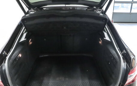 Skoda Superb III рестайлинг, 2018 год, 2 150 000 рублей, 30 фотография