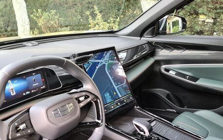 Geely Atlas, 2024 год, 2 599 900 рублей, 9 фотография