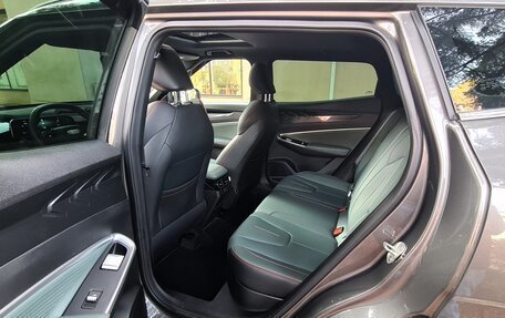 Geely Atlas, 2024 год, 2 599 900 рублей, 12 фотография