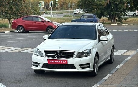 Mercedes-Benz C-Класс, 2013 год, 1 750 000 рублей, 1 фотография