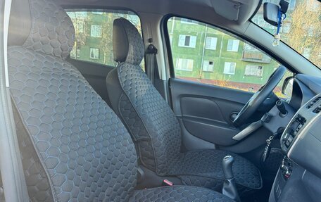 Renault Logan II, 2020 год, 1 400 000 рублей, 9 фотография