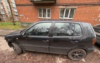 Volkswagen Polo III рестайлинг, 2001 год, 150 000 рублей, 1 фотография